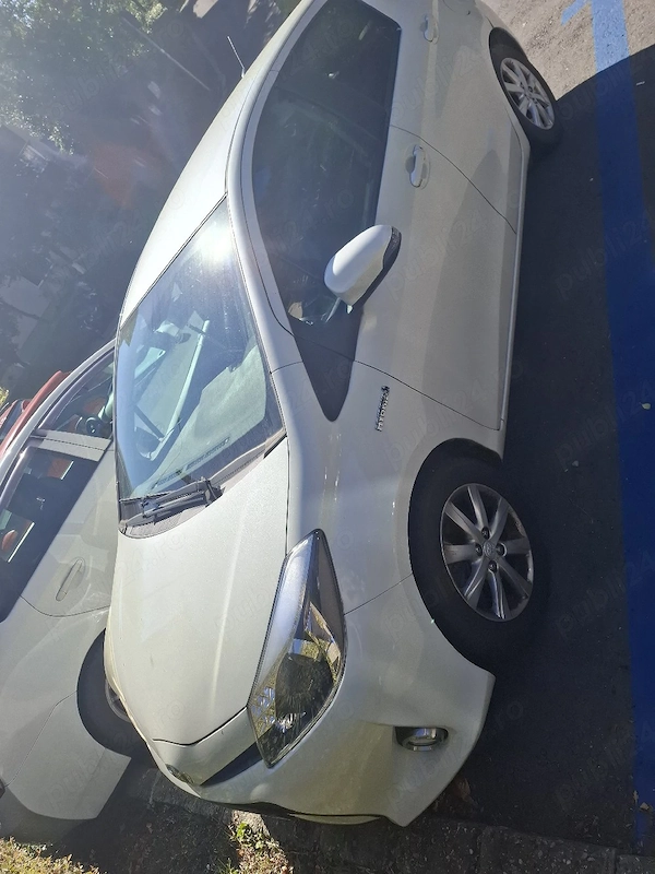 TOYOTA Yaris 2012 — imagine 4