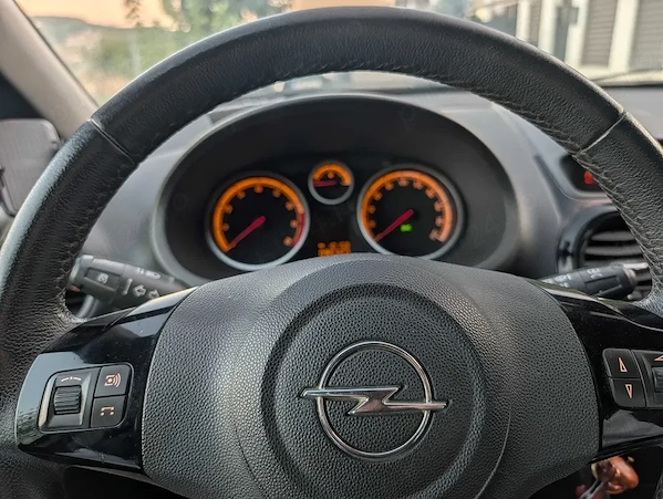 OPEL Corsa 2011 — imagine 5