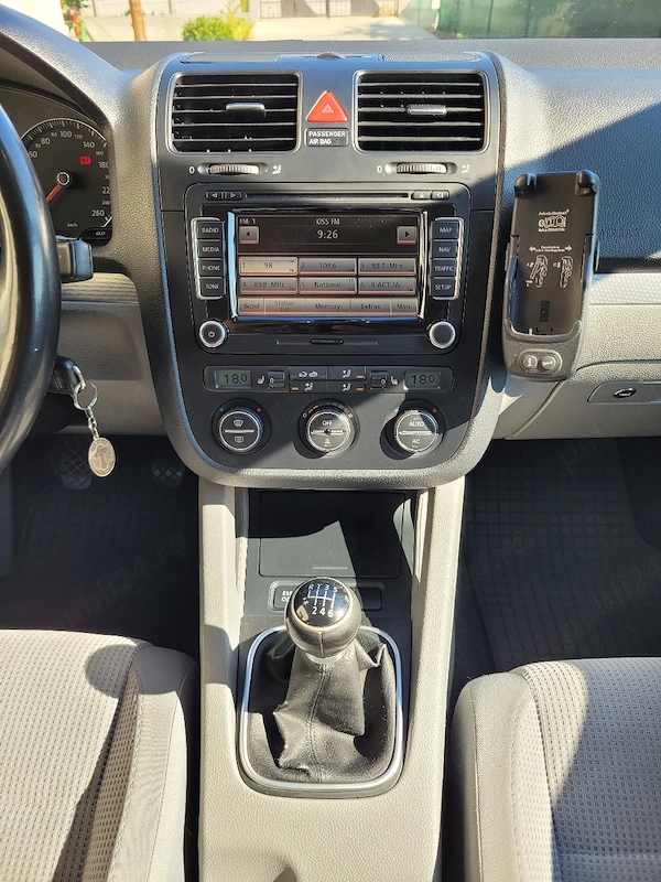 VOLKSWAGEN Jetta 2009 — imagine 9