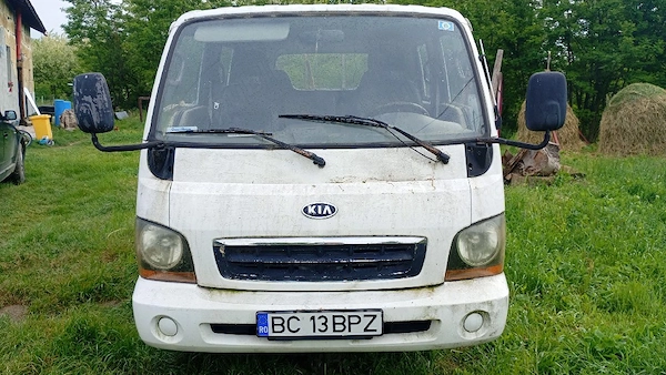 KIA Unknown Model 2004 — imagine 3