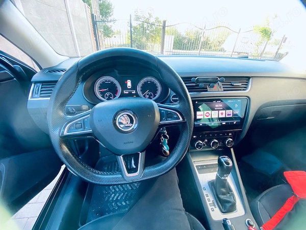 SKODA Octavia 2018 — imagine 3
