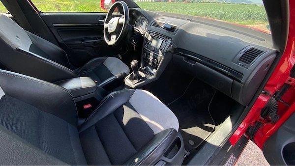 SKODA Octavia 2012 — imagine 3