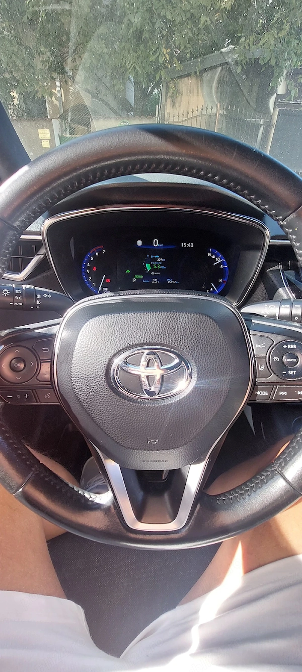 TOYOTA Corolla 2022 — imagine 9