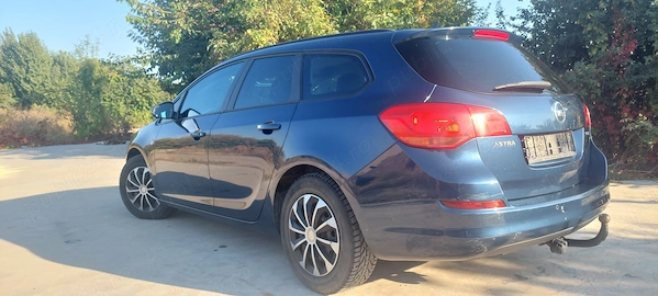 OPEL Astra 2011 — imagine 2