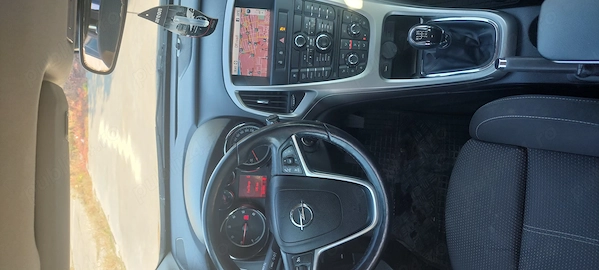 OPEL Astra 2011 — imagine 8