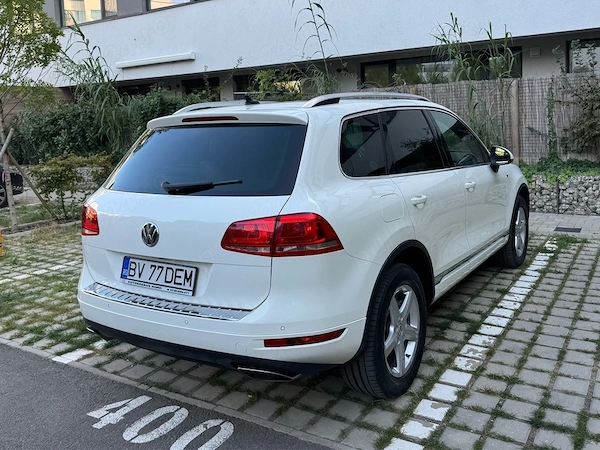 VOLKSWAGEN Touareg 2013 — imagine 4