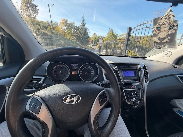 HYUNDAI i30 2012 — imagine 3