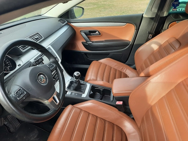 VOLKSWAGEN Passat CC 2011 — imagine 8