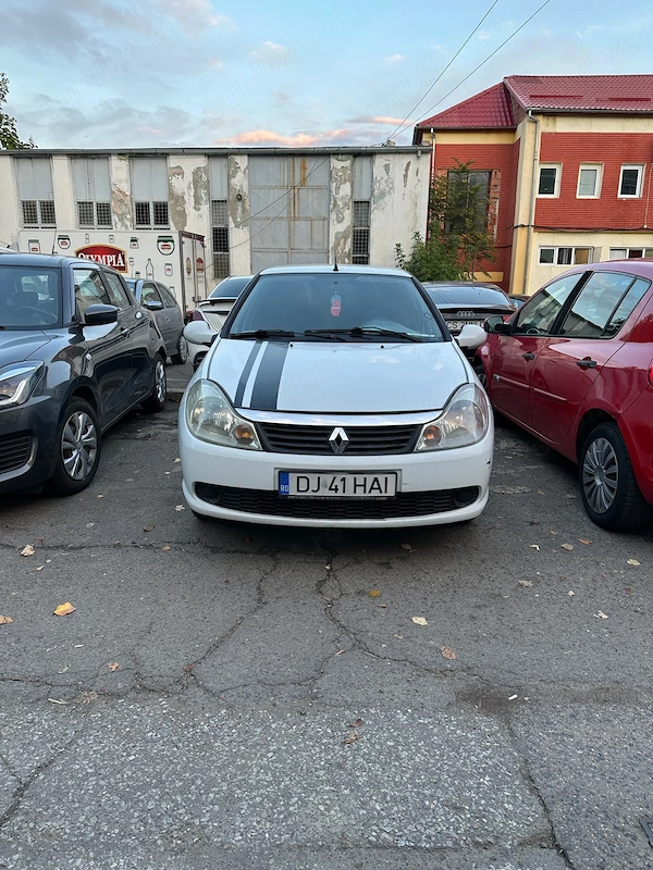 RENAULT Symbol 2012 — imagine 2