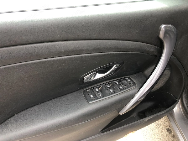 RENAULT Megane 2015 — imagine 9