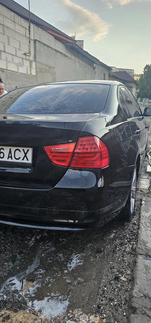 BMW 3 Series 2012 — imagine 7