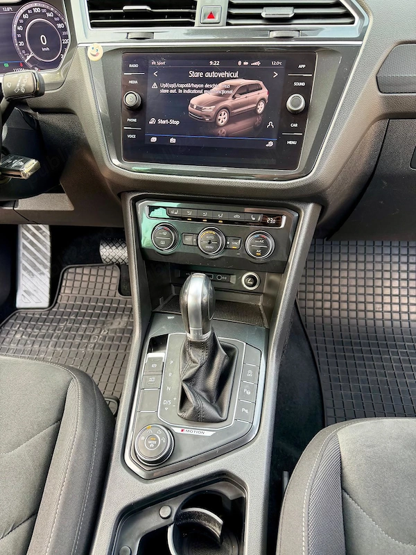 VOLKSWAGEN Tiguan 2018 — imagine 9