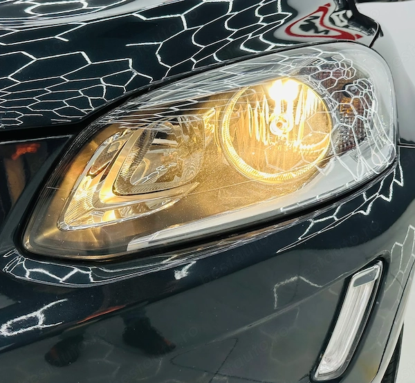 VOLVO XC60 2017 — imagine 10