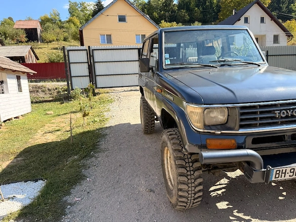 TOYOTA Land Cruiser 1993 — imagine 2