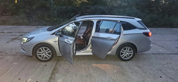 OPEL Astra 2019 — imagine 4