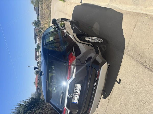 TOYOTA RAV4 2020 — imagine 3