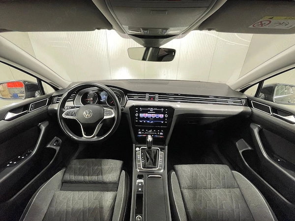 VOLKSWAGEN Passat 2023 — imagine 6
