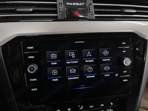 VOLKSWAGEN Passat 2023 — imagine 12