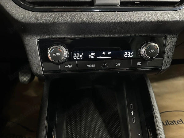 SKODA Kamiq 2020 — imagine 18