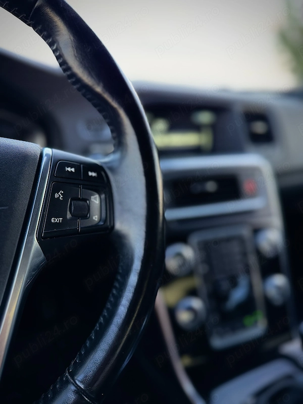 VOLVO S60 2016 — imagine 5
