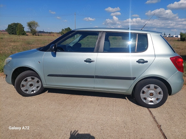 SKODA Fabia 2011 — imagine 3