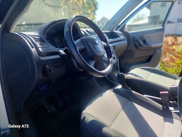 SKODA Fabia 2011 — imagine 8