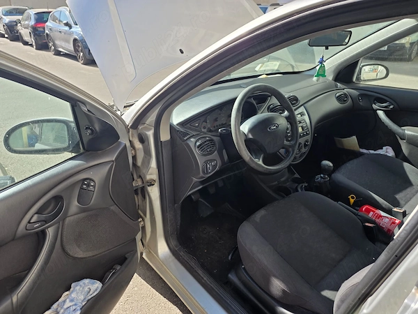 FORD Focus 2003 — imagine 3