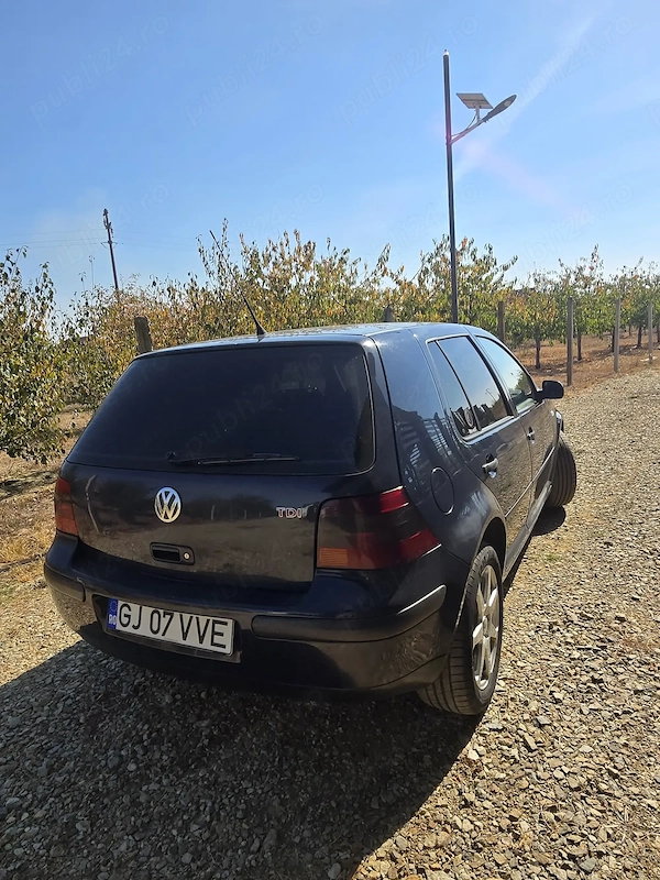 VOLKSWAGEN Golf 2003 — imagine 4
