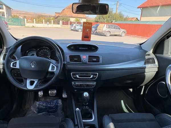 RENAULT Megane 2012 — imagine 4