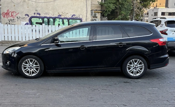FORD Focus 2013 — imagine 4