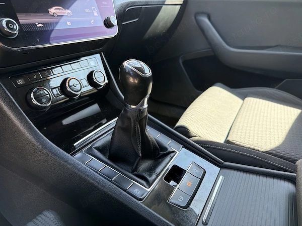 SKODA Superb 2019 — imagine 15