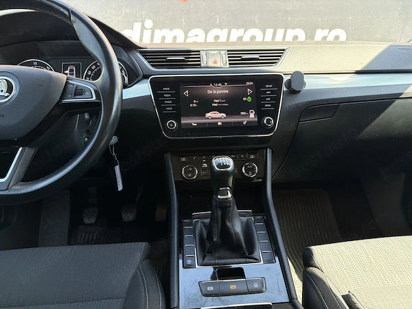 SKODA Superb 2019 — imagine 11