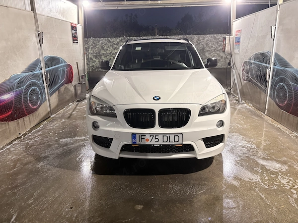 BMW X Series (Generic) 2011 — imagine 2