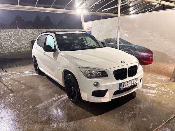 BMW X Series (Generic) 2011 — imagine 2
