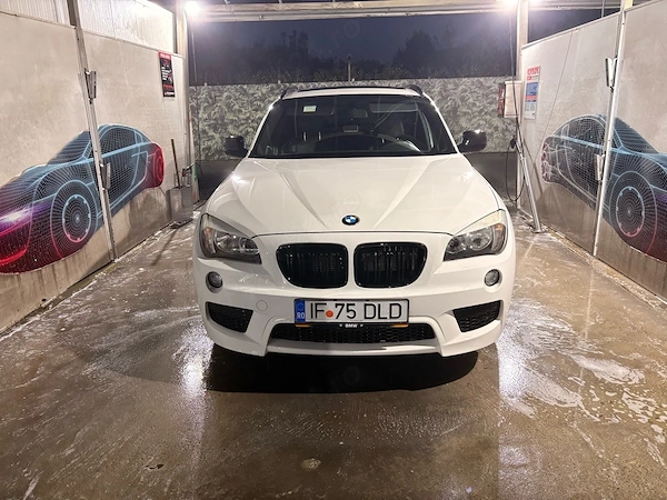 BMW X Series (Generic) 2011 — imagine 5