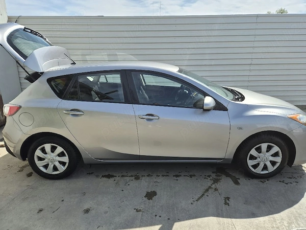 MAZDA 3 2010 — imagine 2