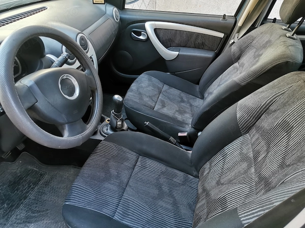 DACIA Sandero 2008 — imagine 4