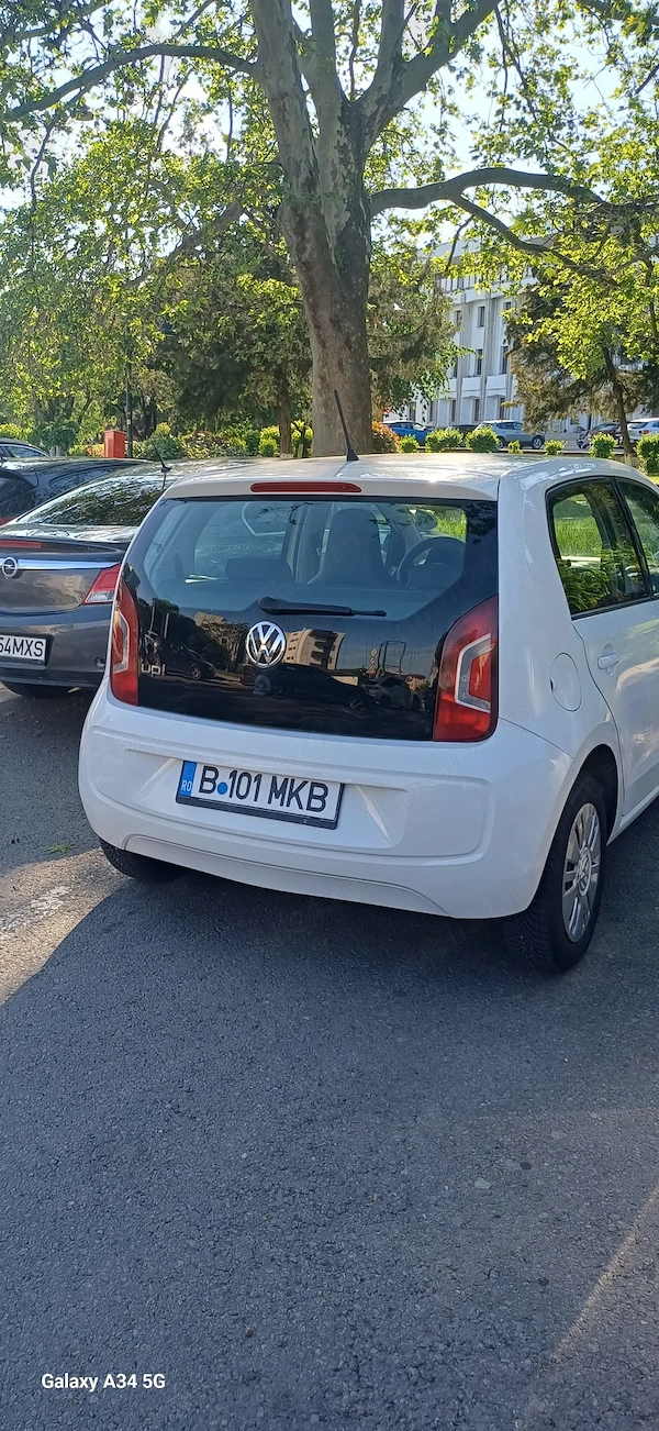 VOLKSWAGEN Up 2015 — imagine 3