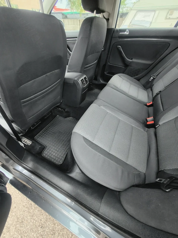 VOLKSWAGEN Golf 2010 — imagine 6