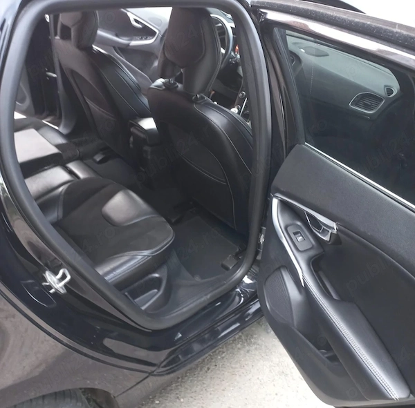 VOLVO V40 2013 — imagine 9
