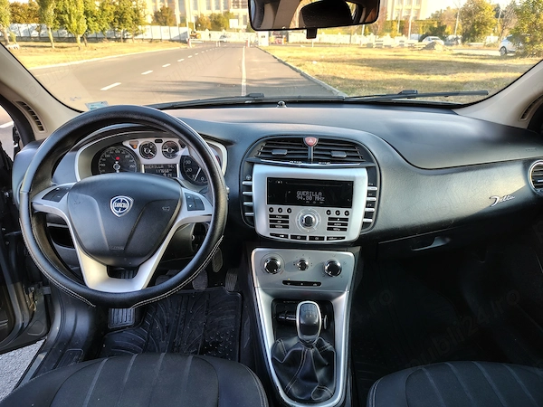 LANCIA Delta 2010 — imagine 9