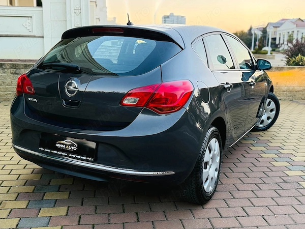 OPEL Astra 2015 — imagine 4