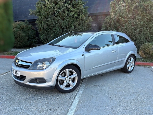 Opel Astra H Gtc