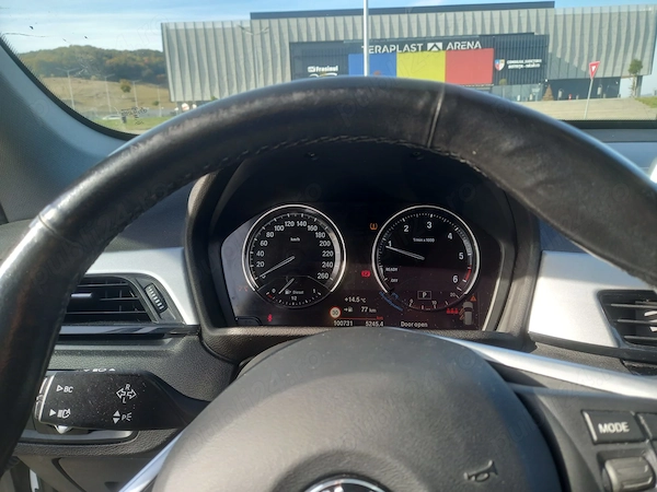 BMW iX1 2018 — imagine 6