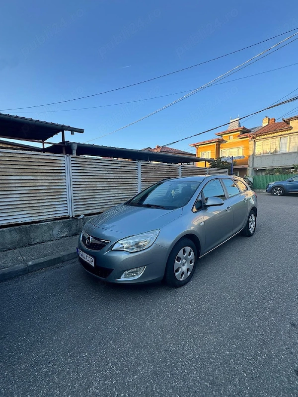 OPEL Astra 2013 — imagine 3