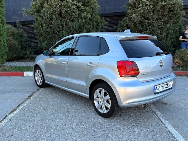 VOLKSWAGEN Polo 2010 — imagine 2