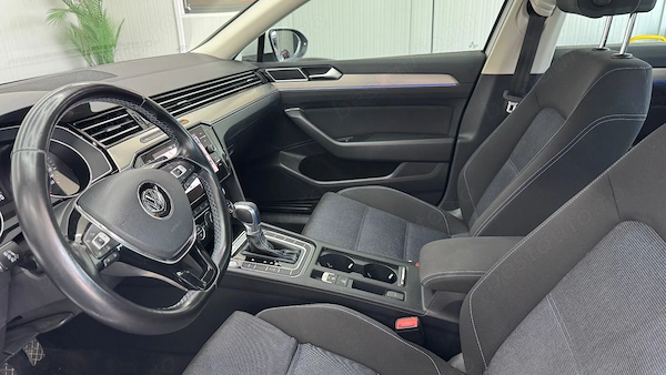 VOLKSWAGEN Passat 2018 — imagine 9