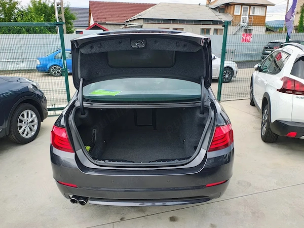 BMW 5 Series 2012 — imagine 8