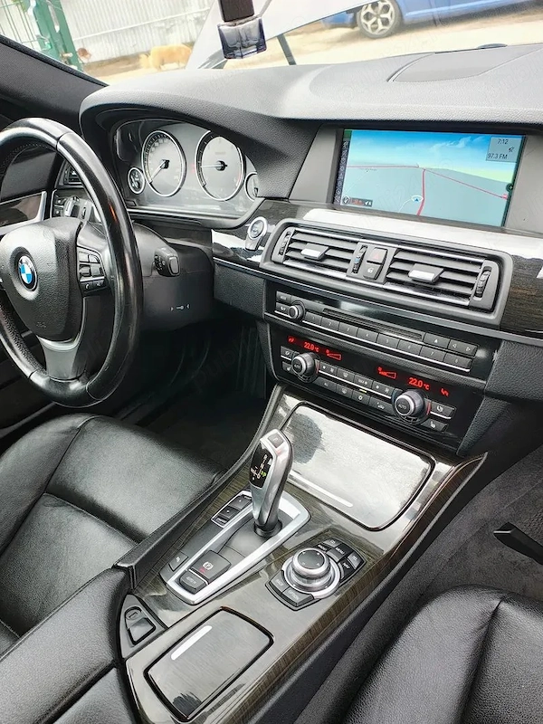 BMW 5 Series 2012 — imagine 10