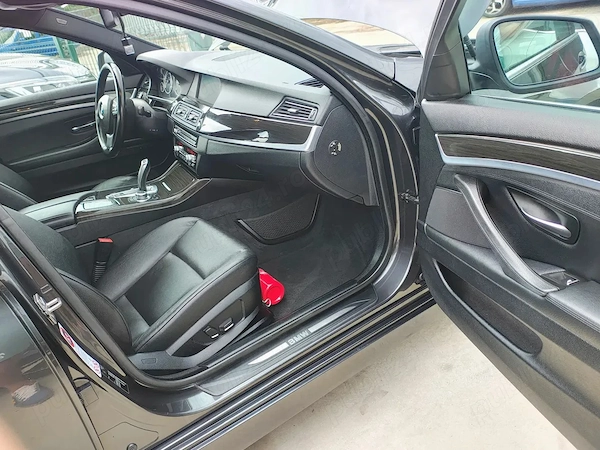 BMW 5 Series 2012 — imagine 16